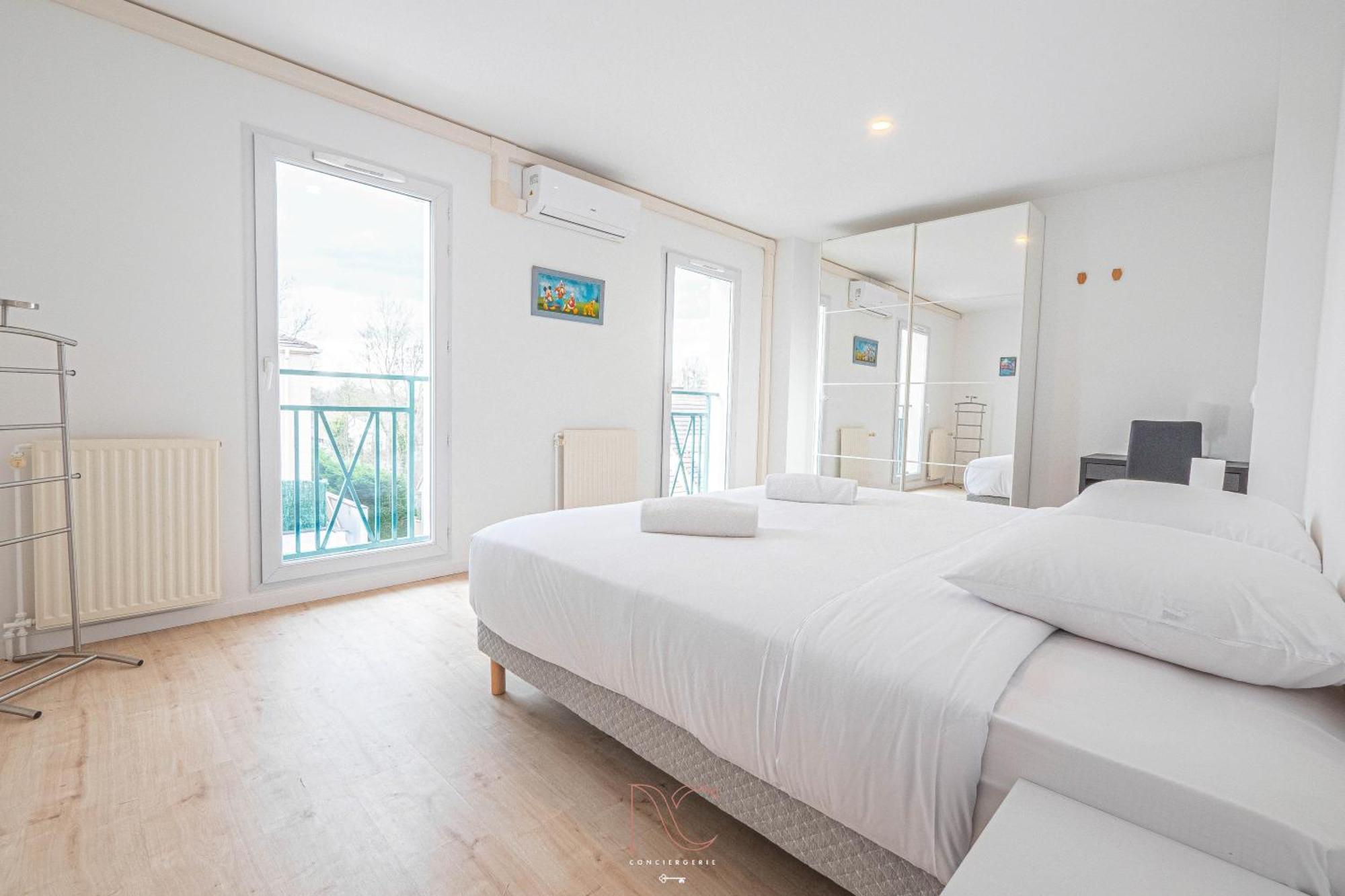 *Disneyland-Paris* 9 Pers, 2 Parkings, Wifi, Ac Montévrain Eksteriør billede