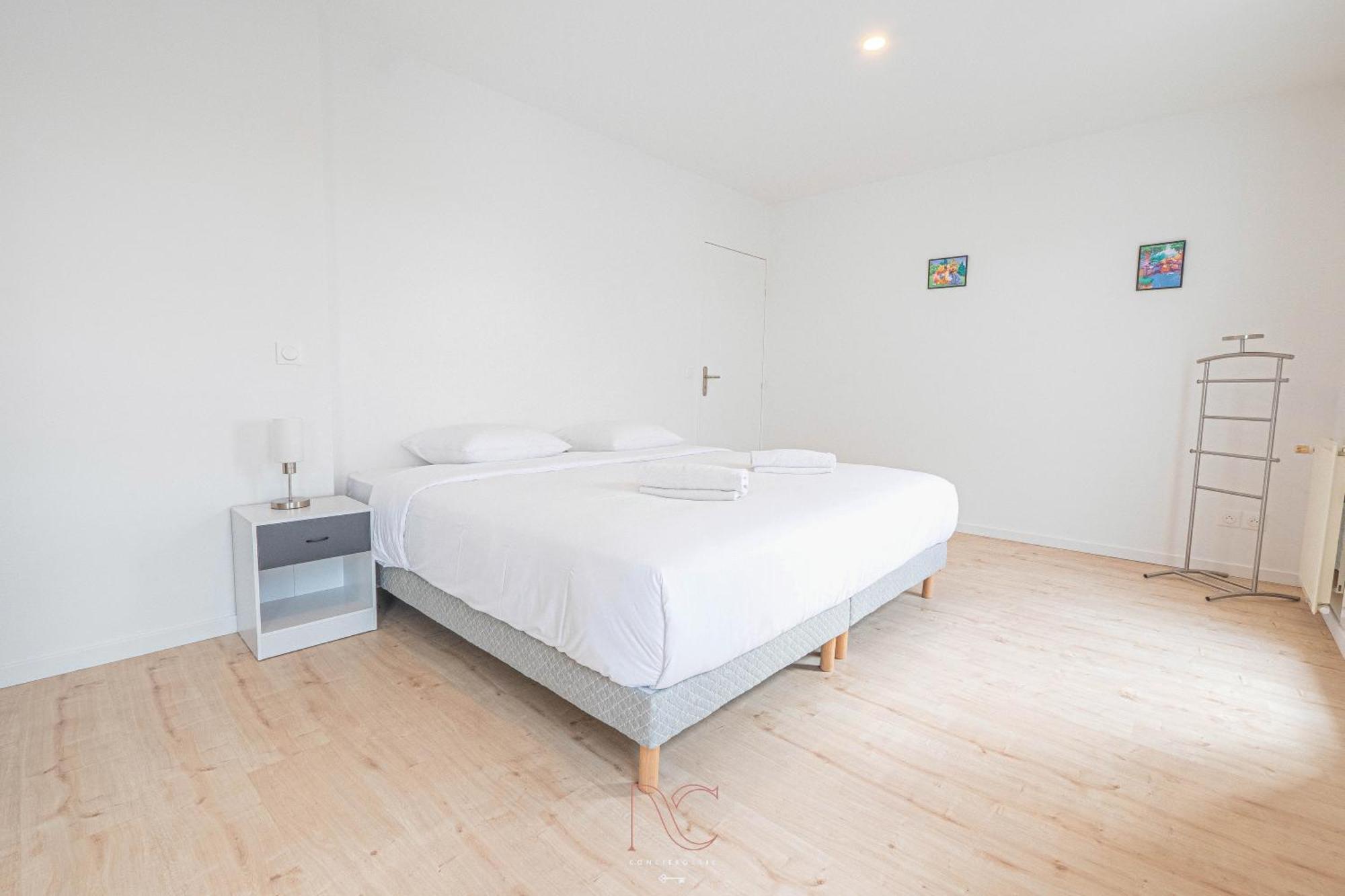 *Disneyland-Paris* 9 Pers, 2 Parkings, Wifi, Ac Montévrain Eksteriør billede
